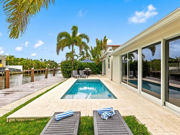 2417 NE 19th Avenue, Wilton Manors, FL 33305