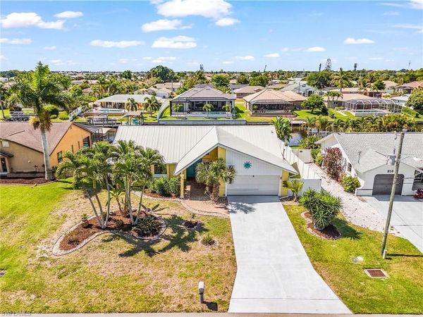 920 SE 33rd ST , CAPE CORAL, FL 33904