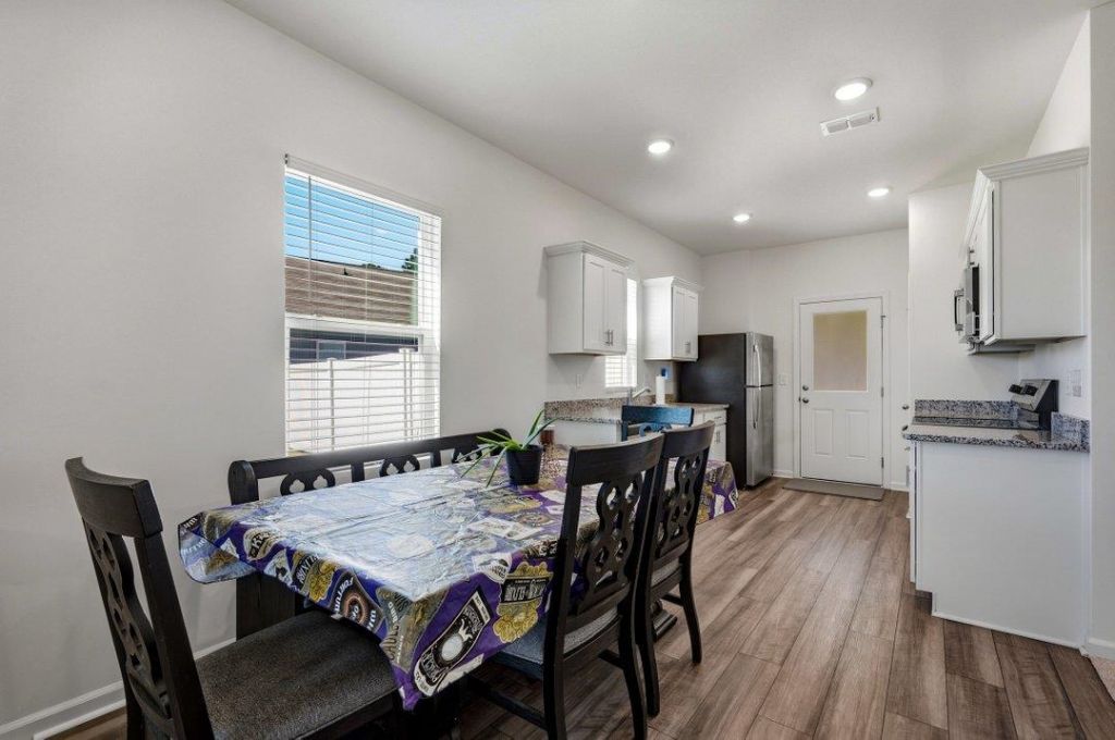 434 Castillo Dr.  Photo 5