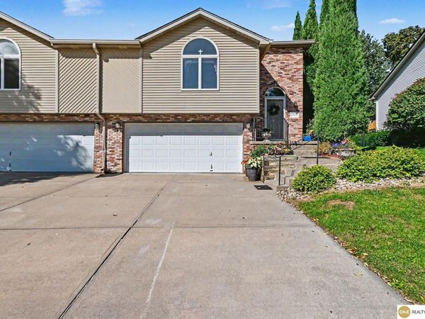 16608 Monroe Street, Omaha, NE 68135