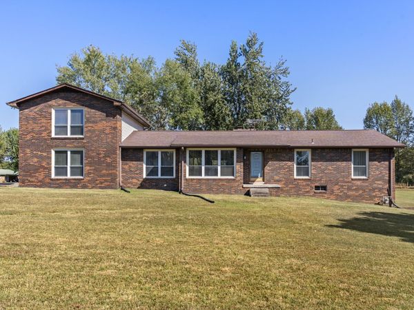 1505 Old Highway 46 S, Bon Aqua, TN 37025