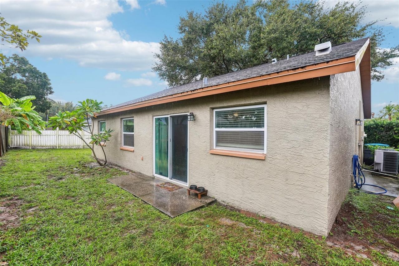 2310 Liston Circle, Palm Harbor, FL 34683 Photo