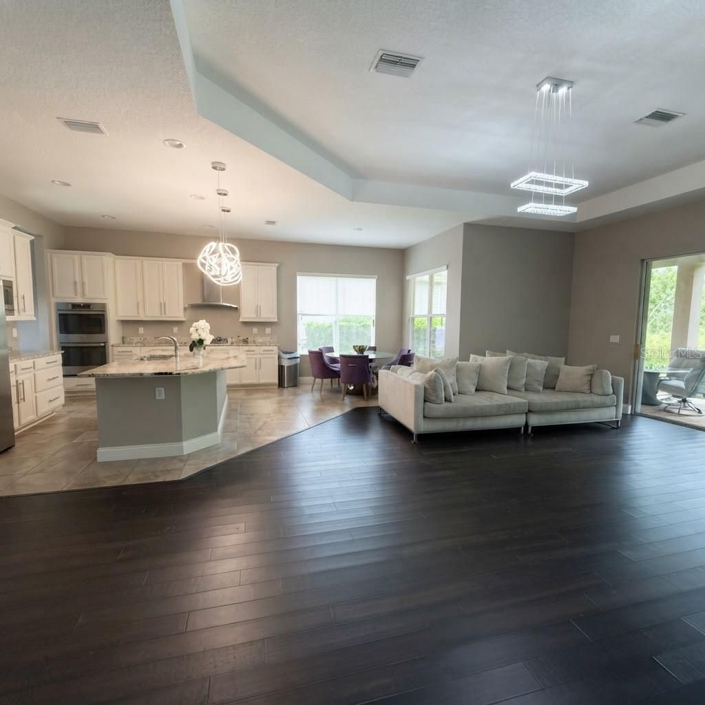 31261 Chesapeake Bay Drive, Wesley Chapel, FL 33543 Photo
