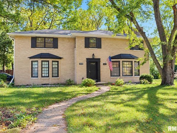 2816 N BIGELOW Court, Peoria, IL 61604