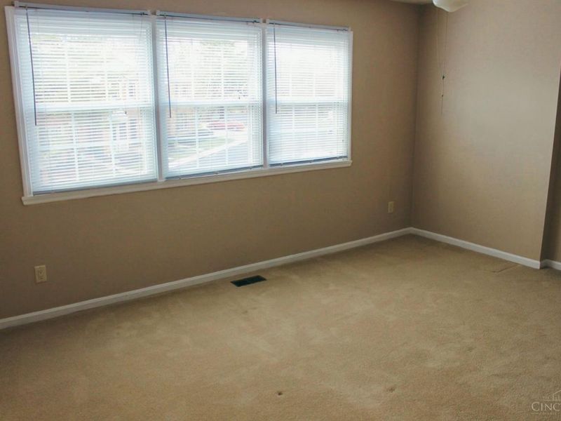 9112 Dominion Circle, Sycamore Township, OH 45249 Photo 10