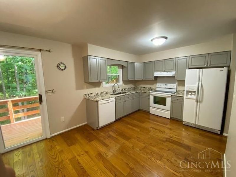 9112 Dominion Circle, Sycamore Township, OH 45249 Photo 3