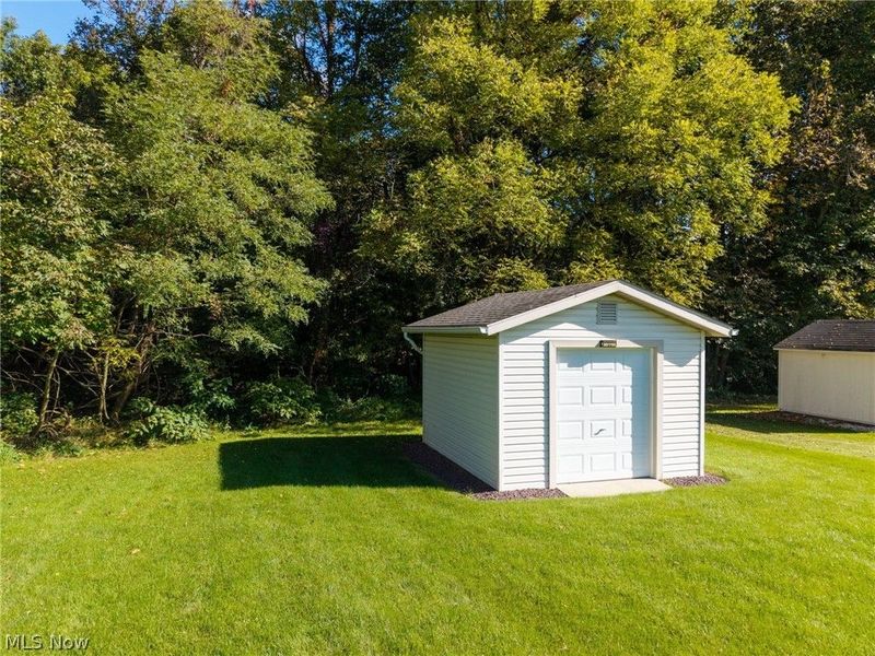 141 Parkside Drive, Creston, OH 44217 Photo 3