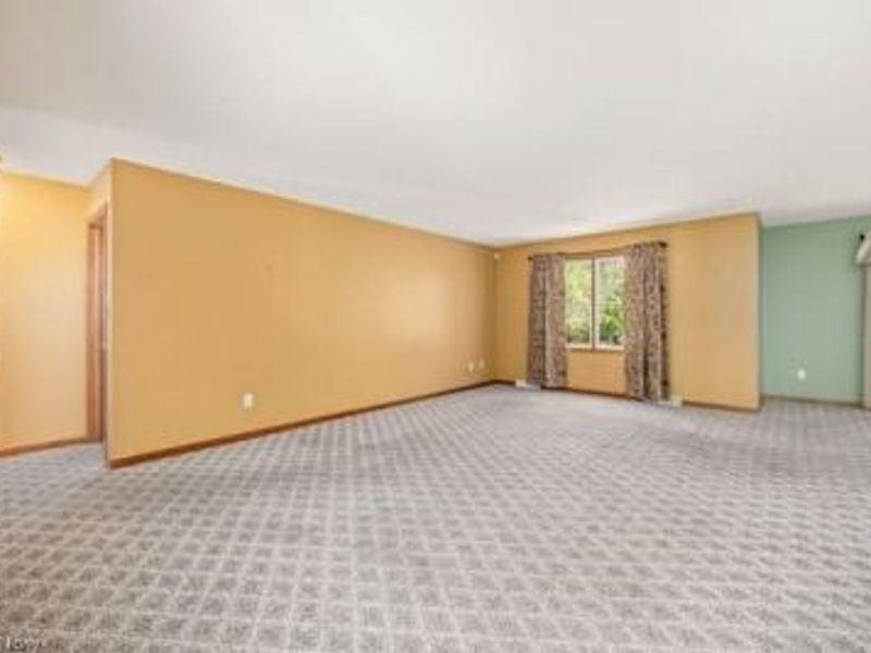 141 Parkside Drive, Creston, OH 44217 Photo 9