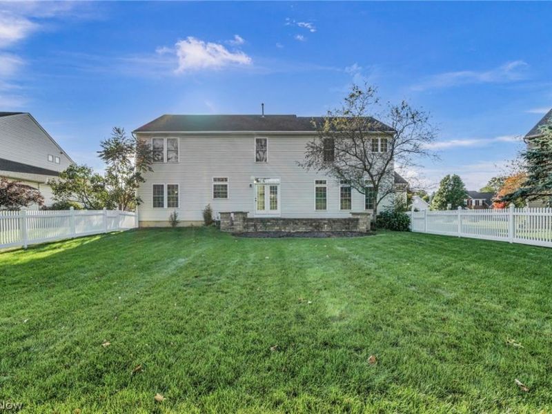 2983 Clearbrook Drive, Avon, OH 44011 Photo 3