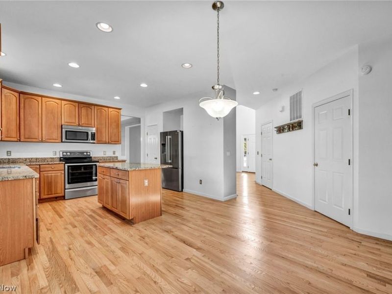 2983 Clearbrook Drive, Avon, OH 44011 Photo 6