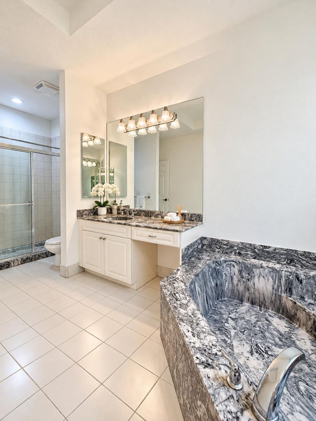 4730 S Prive Circle, Delray Beach, FL 33445 Photo