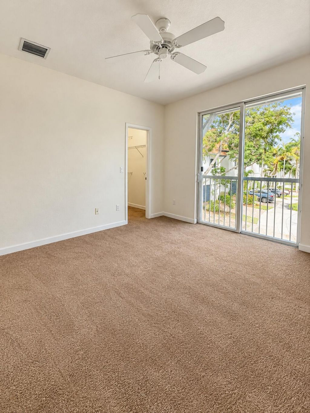4730 S Prive Circle, Delray Beach, FL 33445 Photo