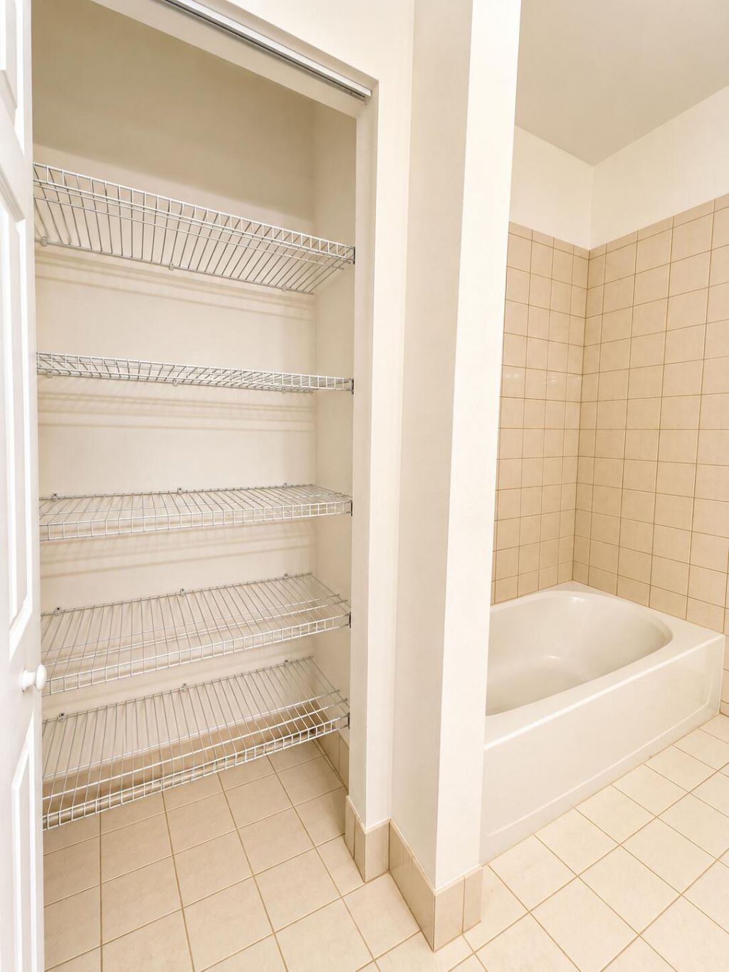 4730 S Prive Circle, Delray Beach, FL 33445 Photo