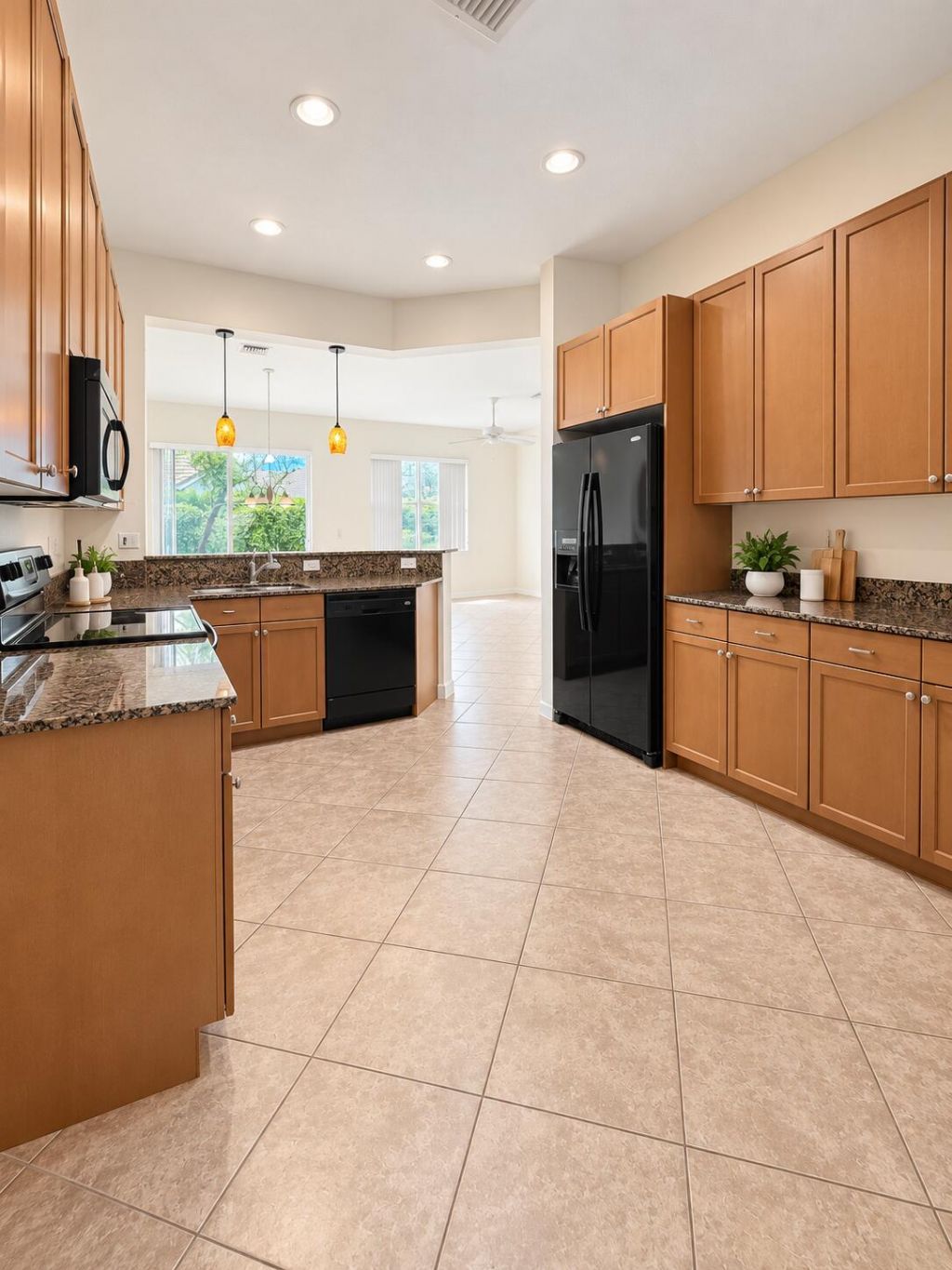 4730 S Prive Circle, Delray Beach, FL 33445 Photo