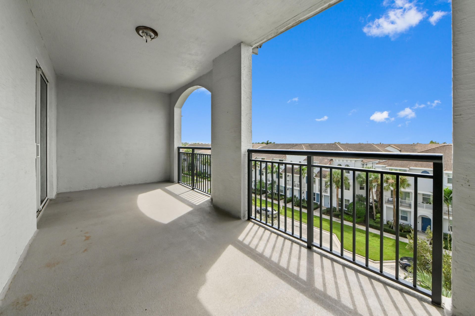 1660 Renaissance Commons Boulevard, Unit 2517, Boynton Beach, FL 33426 Photo