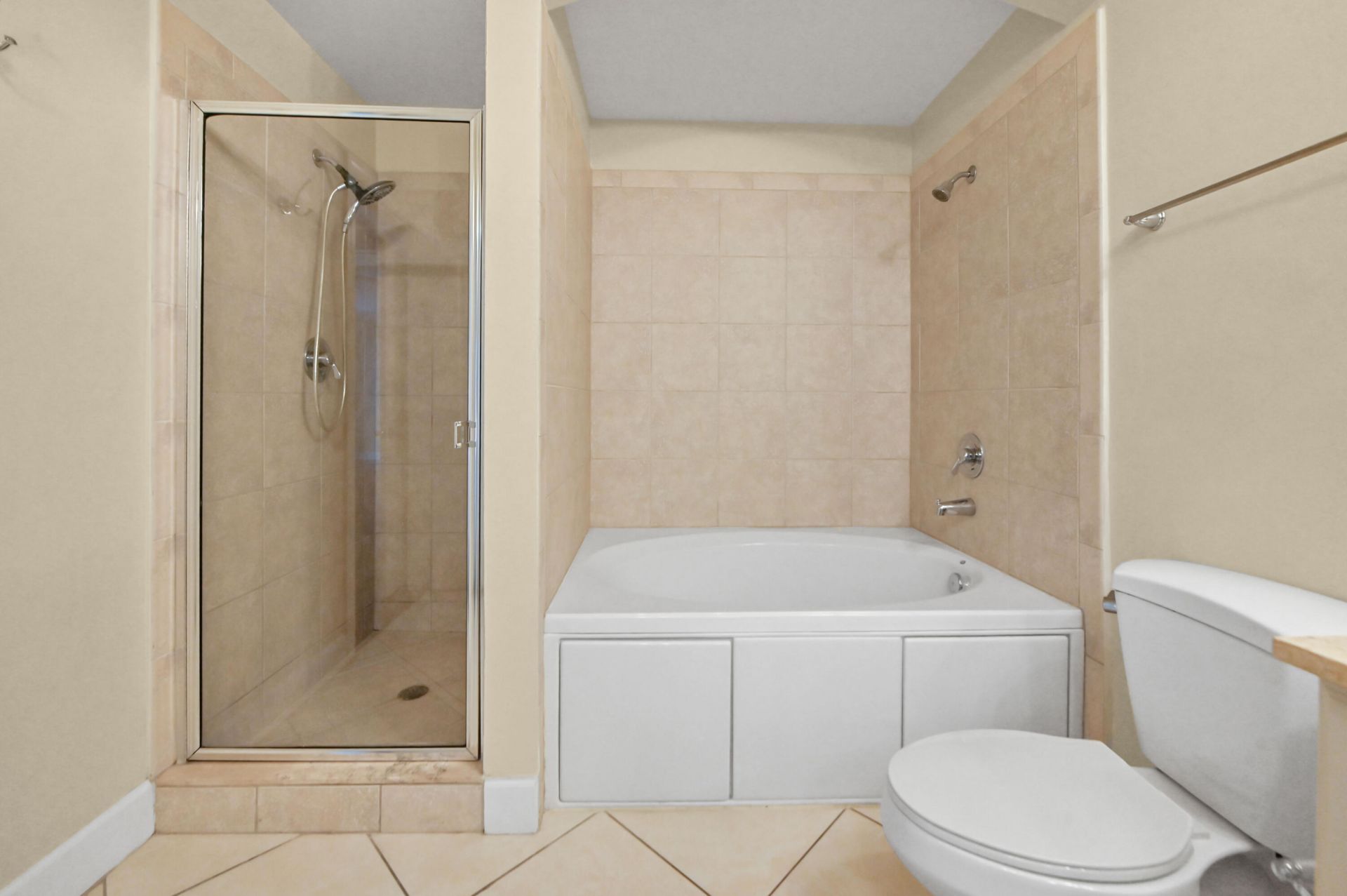 1660 Renaissance Commons Boulevard, Unit 2517, Boynton Beach, FL 33426 Photo