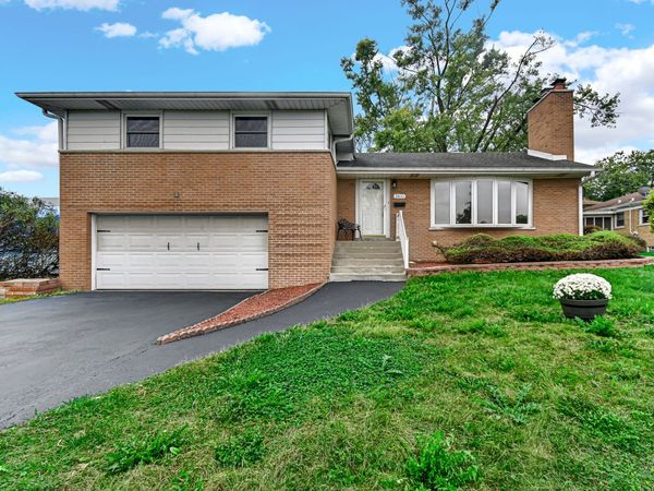 2611 171st Street, Hazel Crest, IL 60429