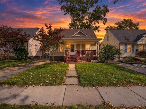 3220 Edgeworth Street, Ferndale, MI 48220