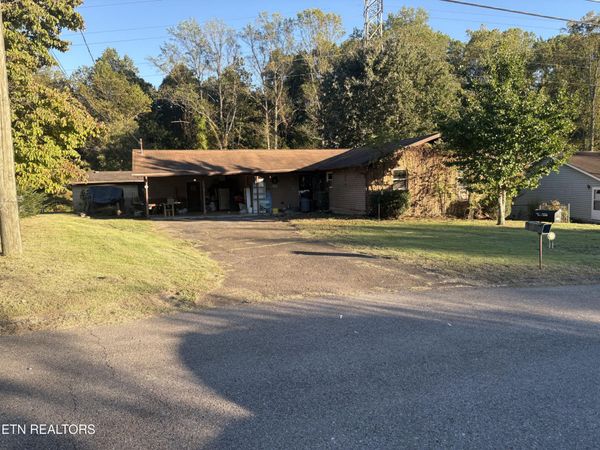 6512 E Garwood Circle, Knoxville, TN 37918