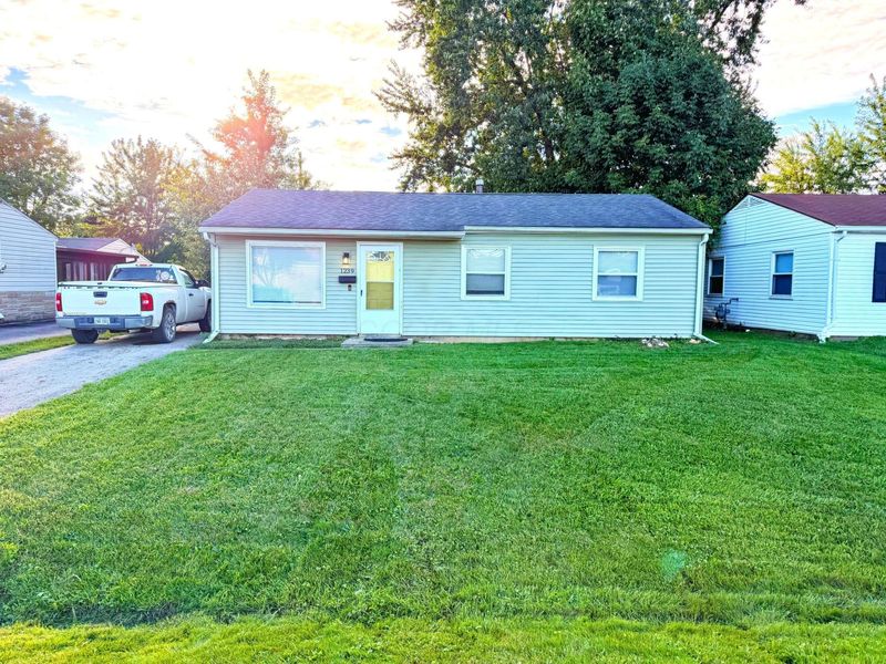 1239 Brentnell Avenue, Columbus, OH 43219 Photo 1