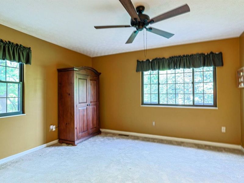 281 Carriage Circle Drive, Springdale, OH 45246 Photo 14