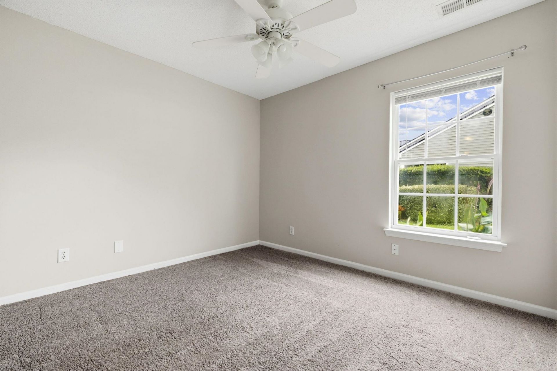 175 Tibton Circle Photo 36