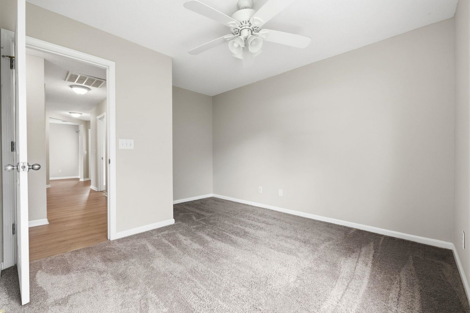 175 Tibton Circle Photo 37