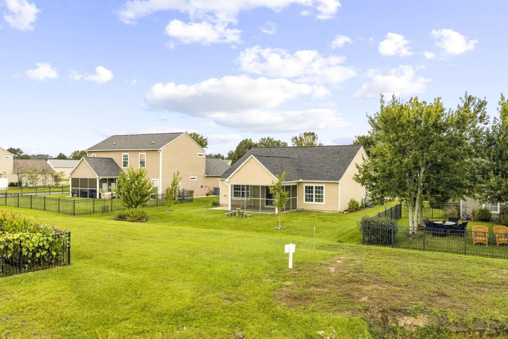 175 Tibton Circle Photo 52