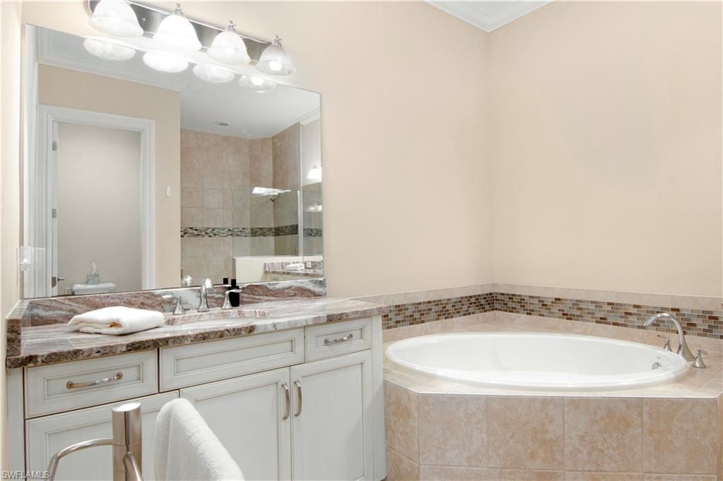 6564 Roma Way , Naples, FL 34113 Photo