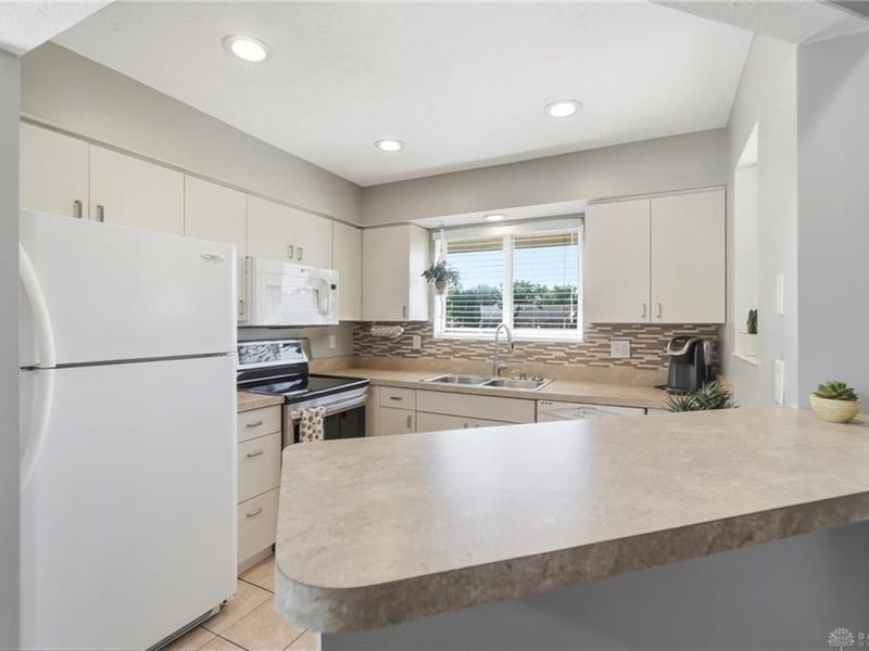 422 Waterfront Place, Washington Township, OH 45458 Photo 19