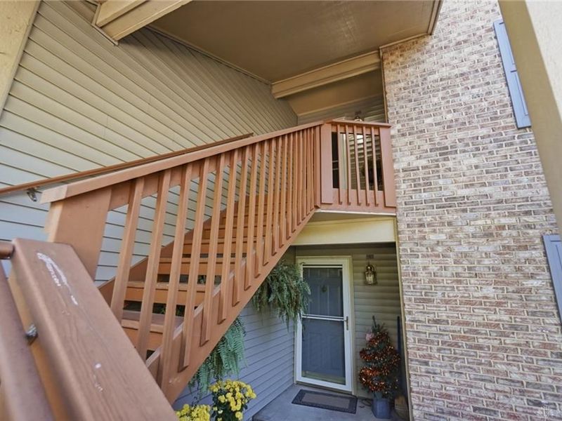 422 Waterfront Place, Washington Township, OH 45458 Photo 6
