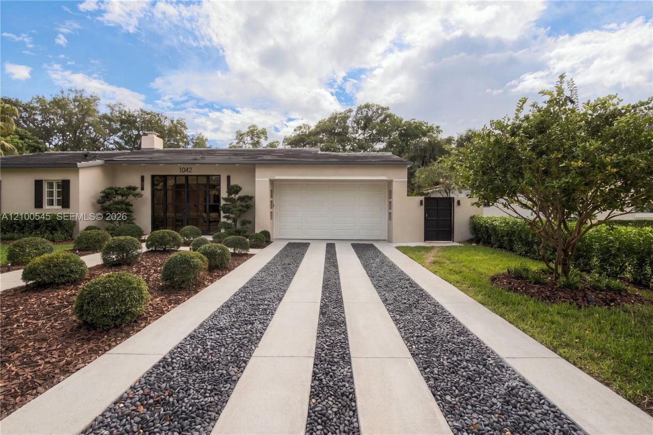 1042 NE 95th St, Miami Shores, FL 33138 Photo