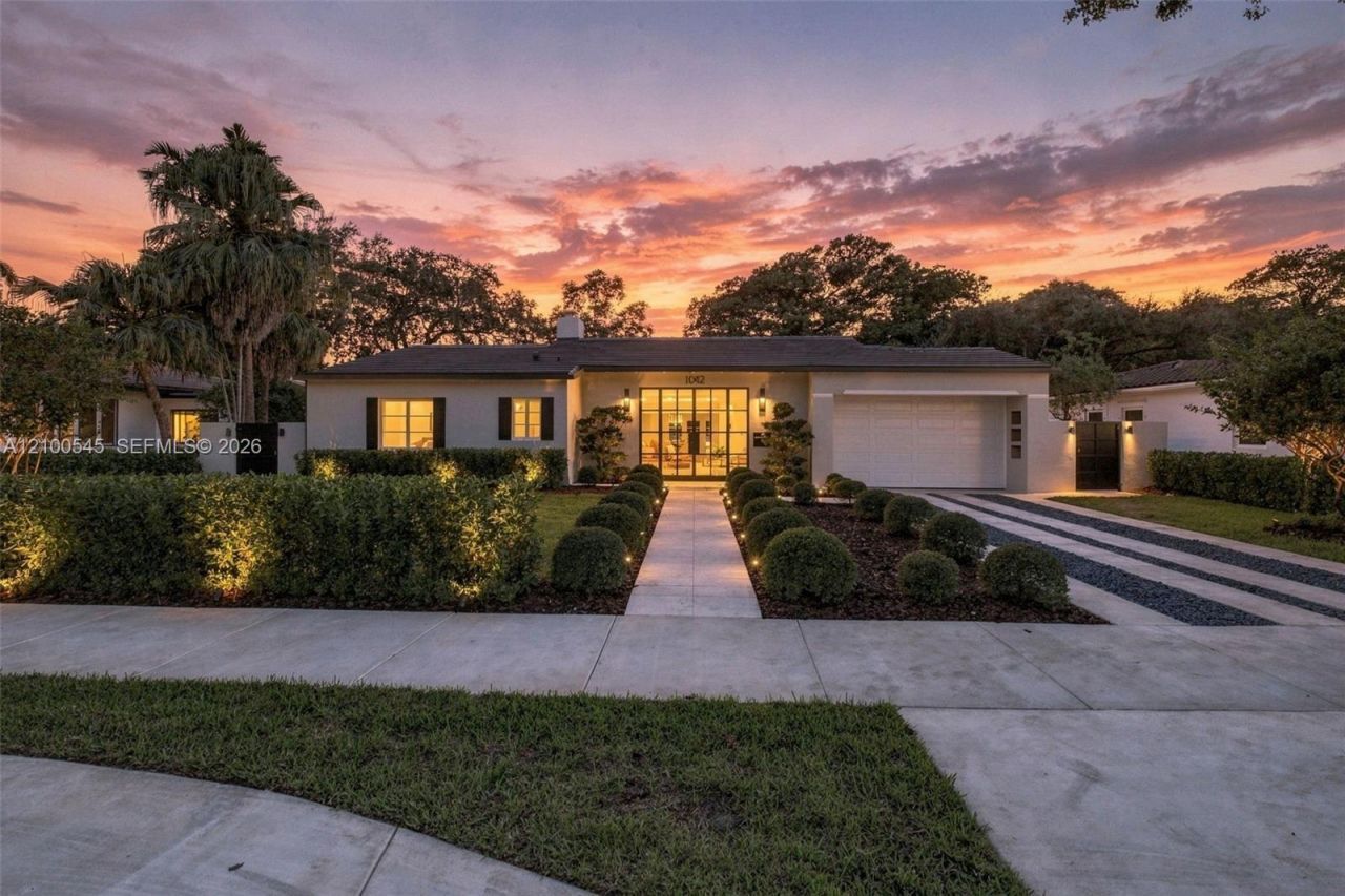 1042 NE 95th St, Miami Shores, FL 33138 Photo