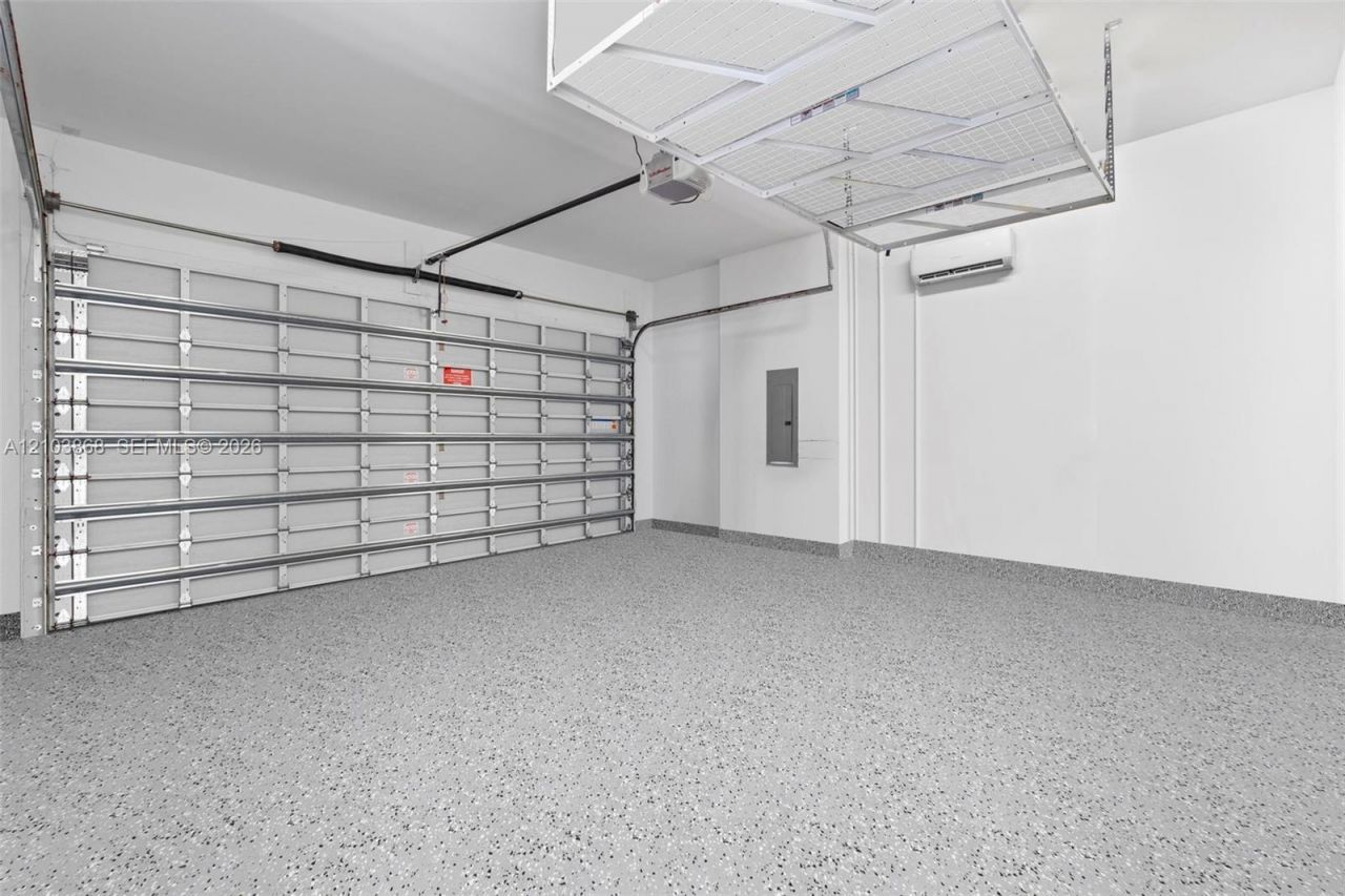 10431 NW 68th Ter , Doral, FL 33178 Photo