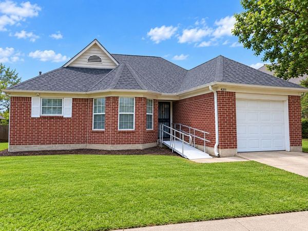 5791 HICKORY COMMONS DR, Memphis, TN 38141