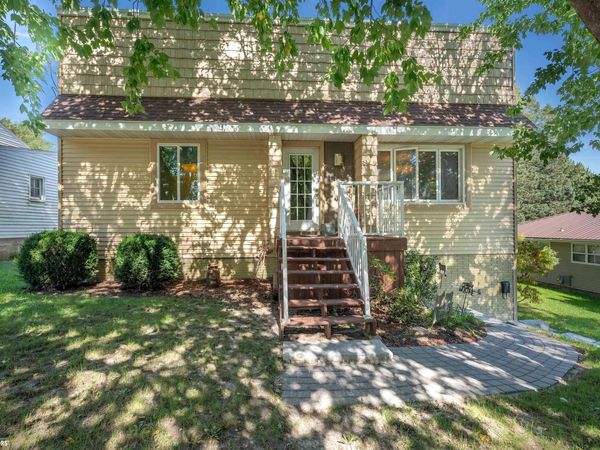 712 6th Street, Traer, IA 50675