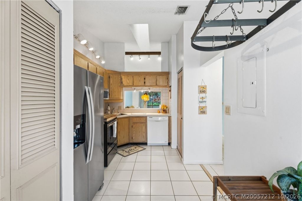 2054 SW Silver Pine Way , Unit 123H, Palm City, FL 34990 Photo