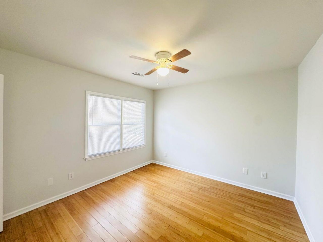 112 Mansfield Boulevard Photo 25