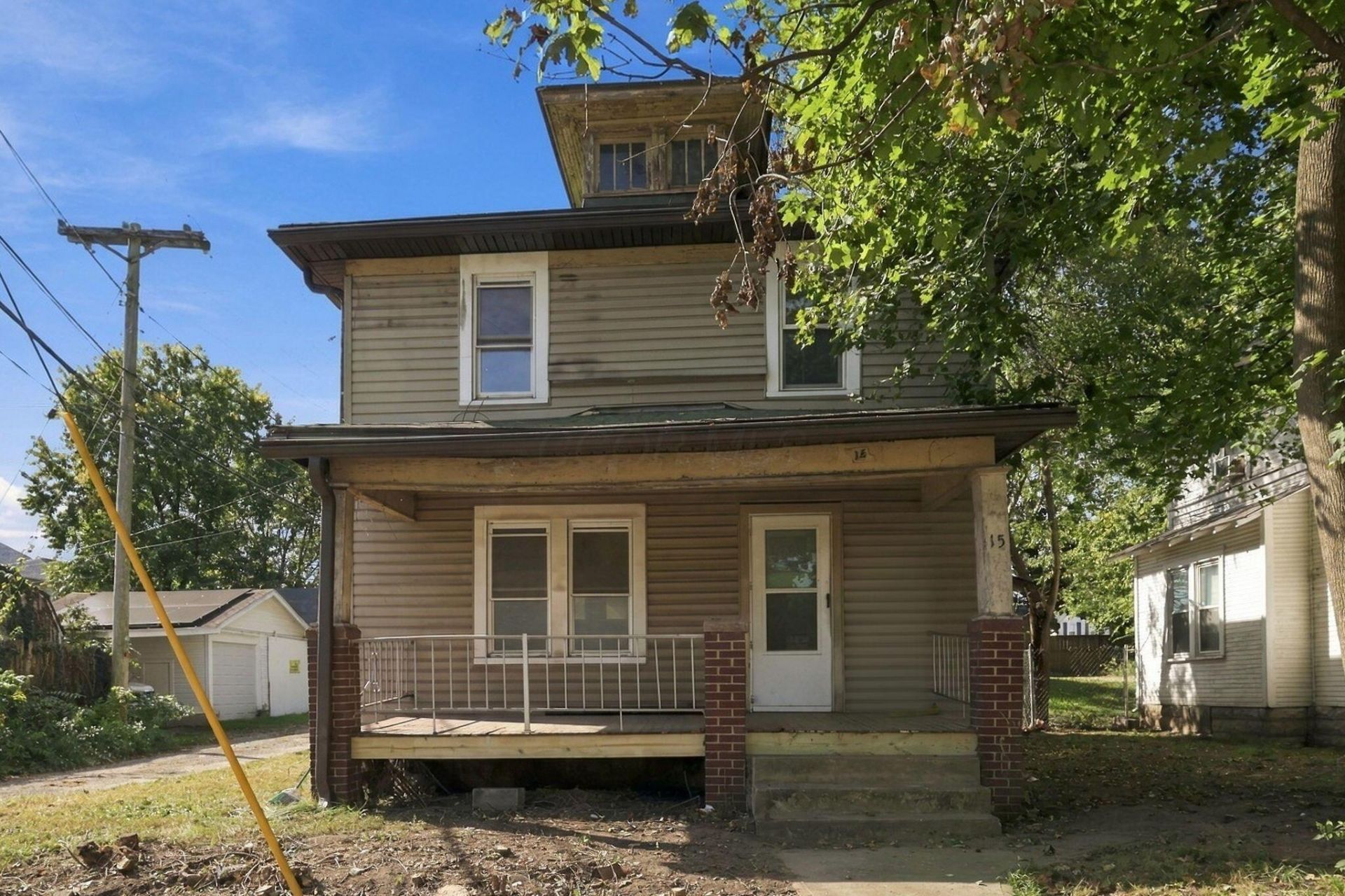 15 Fairmont Avenue, Newark, OH 43055 Main Photo