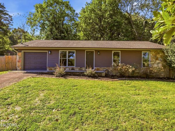 715 Lake Mill Lane, Knoxville, TN 37934