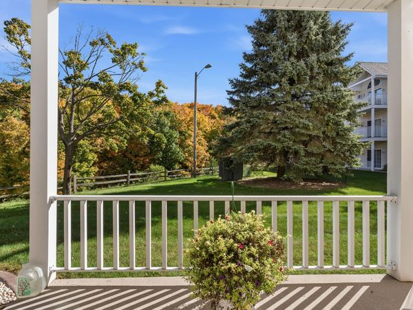 715 Canterberry Ct, Unit 102, West Bend, WI 53090