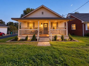 429 Grand Avenue, Bridgeport, WV 26330