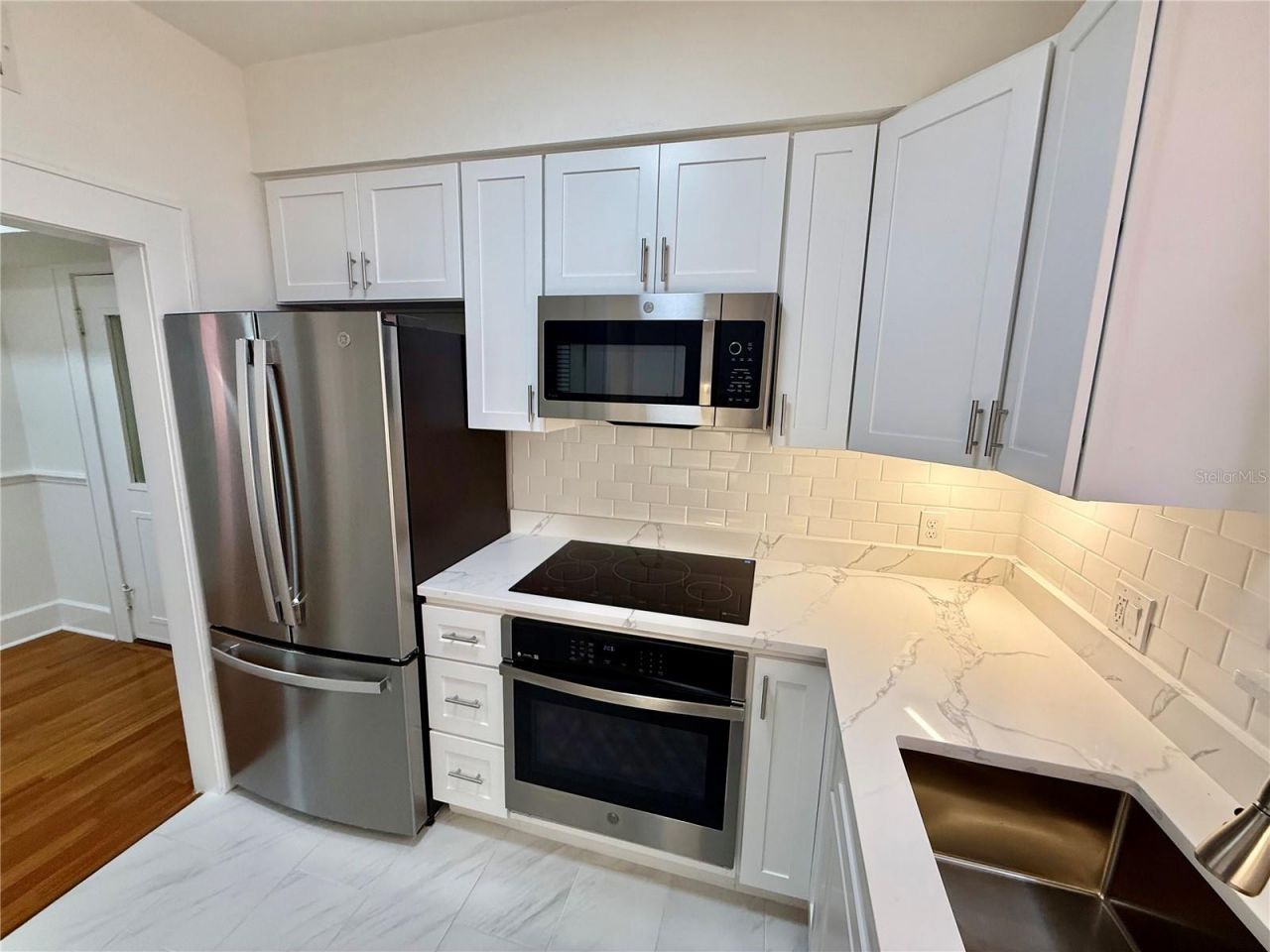 1221 N Palm Avenue , Unit 204, Sarasota, FL 34236 Photo
