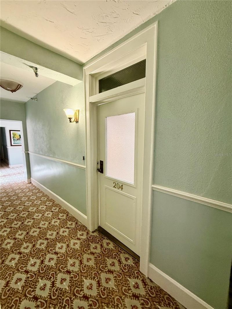 1221 N Palm Avenue , Unit 204, Sarasota, FL 34236 Photo