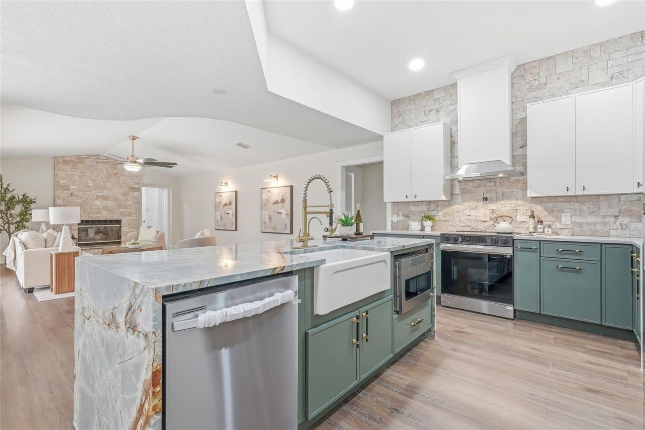 2602 S Miller Road , Valrico, FL 33596 Photo
