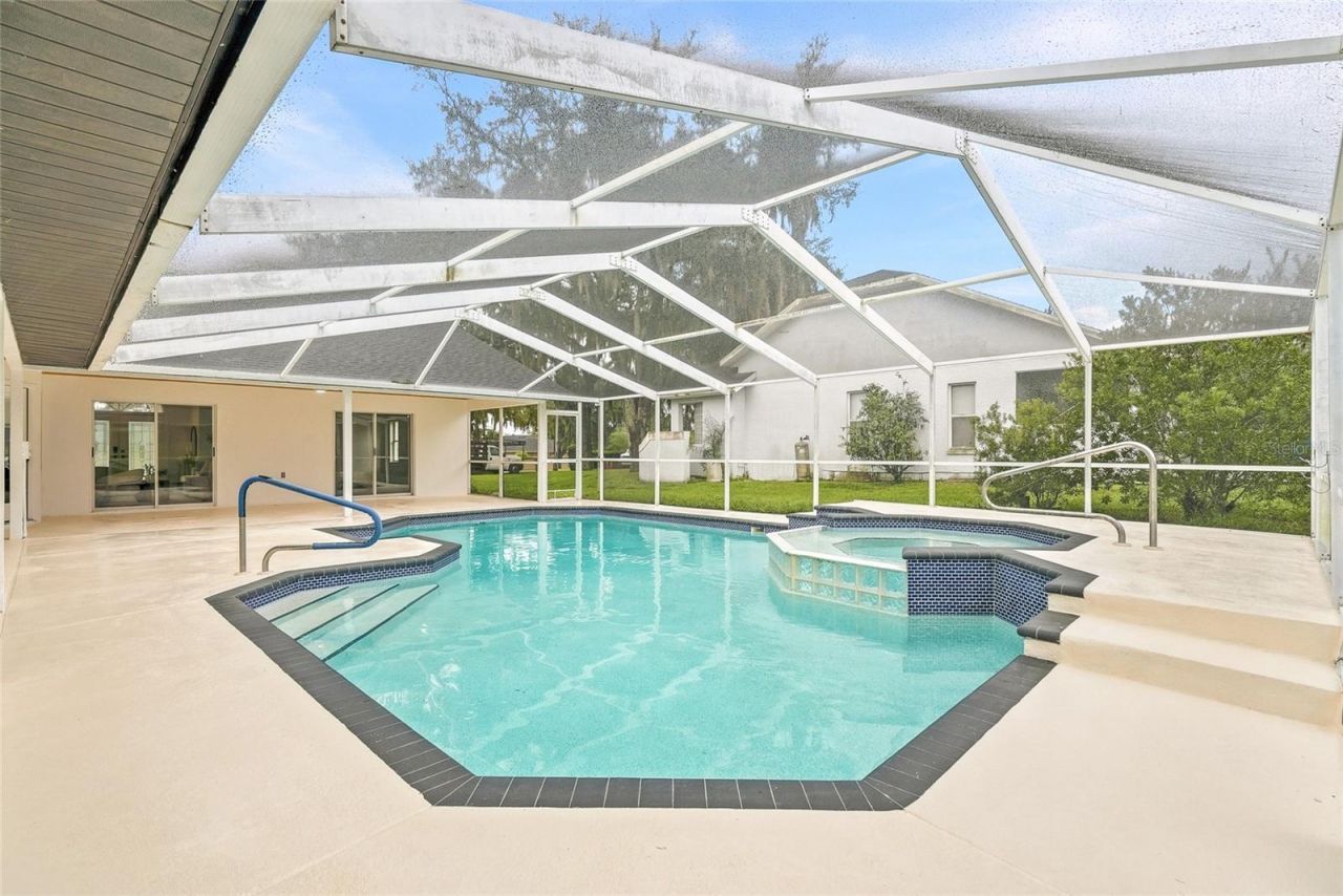 2602 S Miller Road , Valrico, FL 33596 Photo
