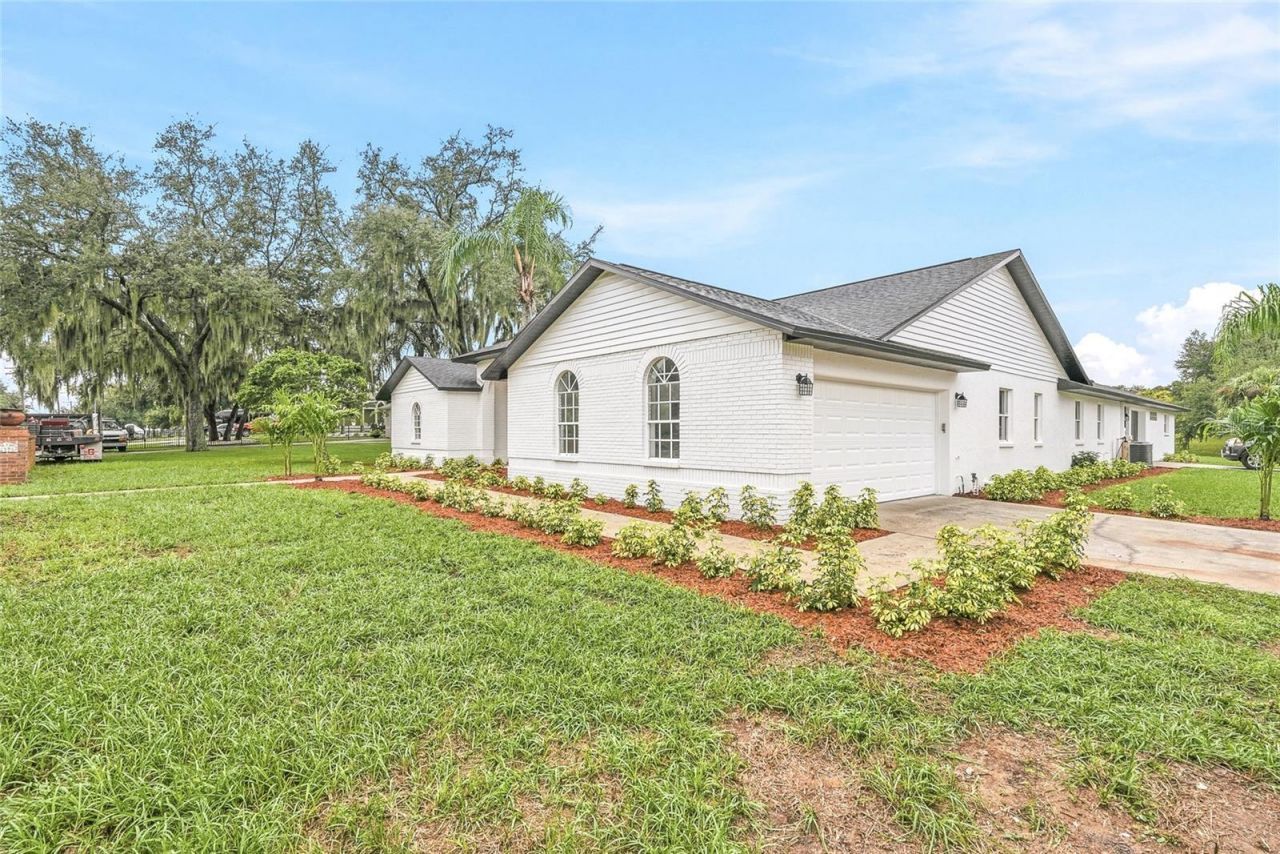 2602 S Miller Road , Valrico, FL 33596 Photo