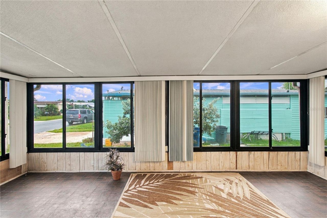 104 52nd Avenue Plaza E, Bradenton, FL 34203 Photo