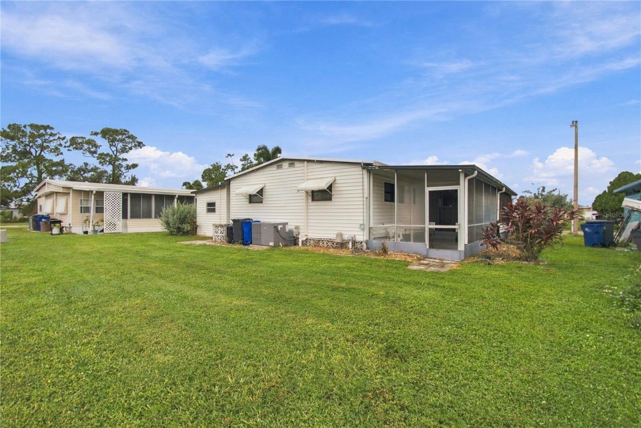 104 52nd Avenue Plaza E, Bradenton, FL 34203 Photo