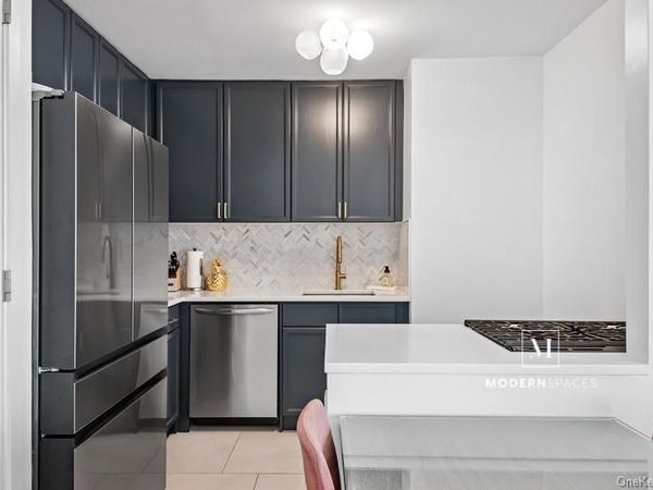 474 48th Avenue , Unit 21E, Long Island City, NY 11109